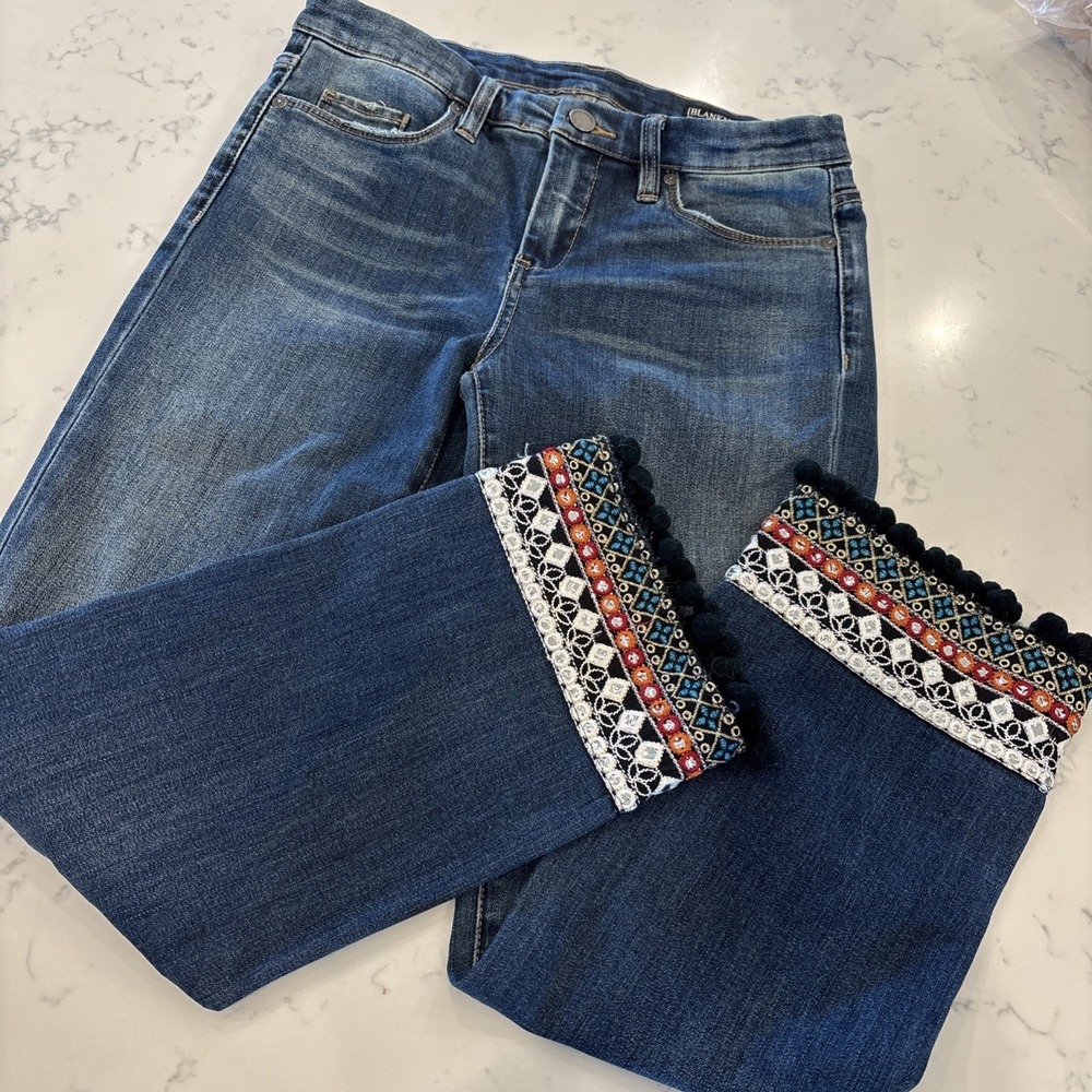 Boho Boutique Crop Jeans Embellished Hems Pom Poms And Sparkly Embroidery SZ 27